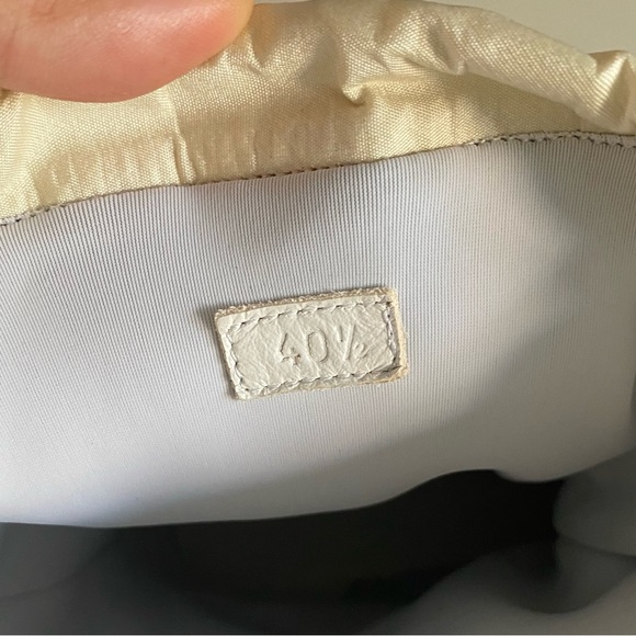 Gucci Logo GG Matelasse Snow Boots - Picture 13 of 17